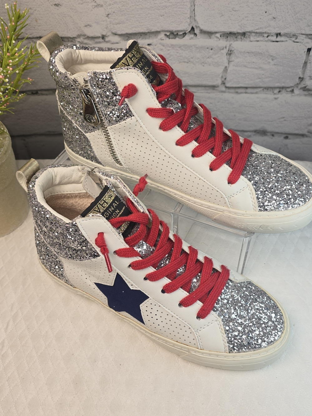 VINTAGE HAVANA LESTER HIGH TOP SILVER GLITTER RED LACE STAR WOMENS SNEAKERS 8.5 - Picture 5 of 16